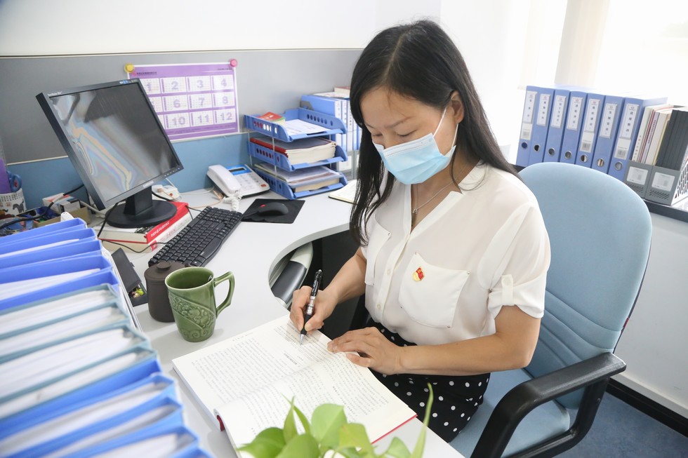 朱文静把平凡的工作做到极致