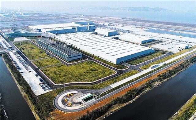 图为位于浙江温州瓯江口的威马新能源汽车智能产业园.